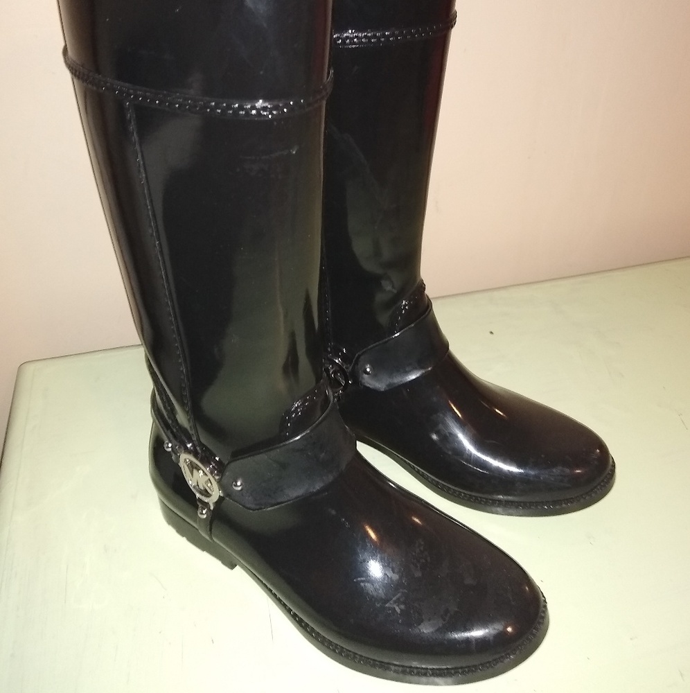 *Flash sale*Authentic Michael Kors tall rainboots